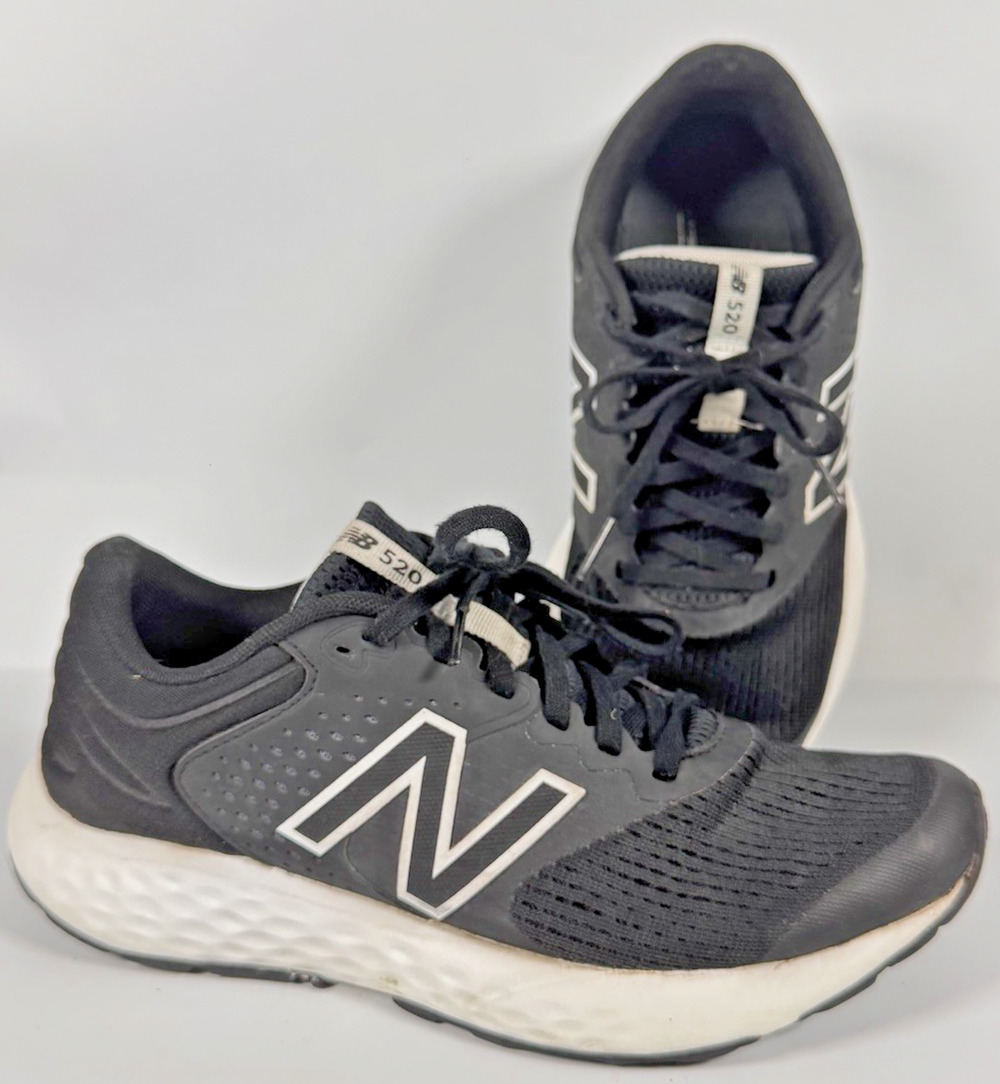 New Balance Women’s 520 Sneakers Size 7.5 Black Mesh Cushioned Athletic Shoes